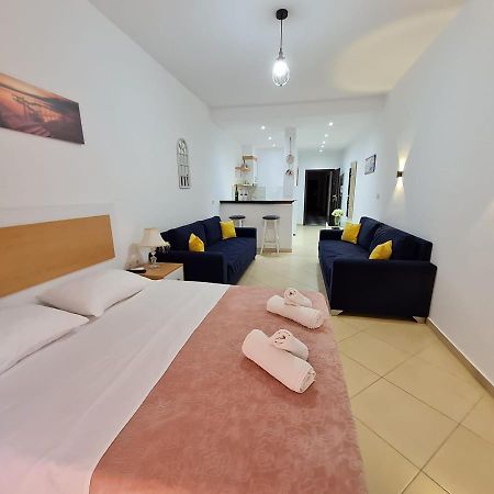Studio By The Beach - Vlore Bagian luar foto