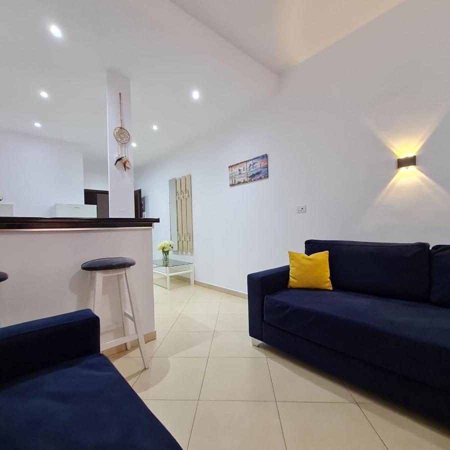 Studio By The Beach - Vlore Bagian luar foto